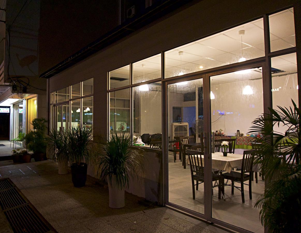 Milvus Hotel Куах Экстерьер фото