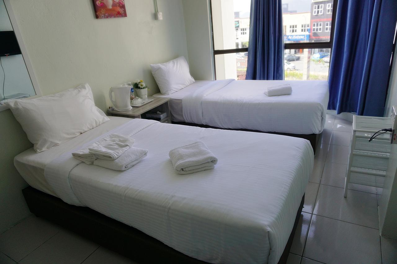 Milvus Hotel Куах Экстерьер фото